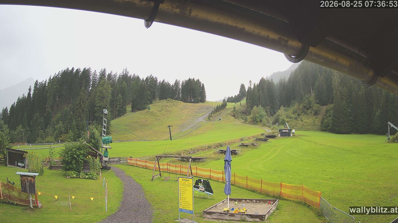 Aktuelles Bild unserer Webcam Elbigenalp
